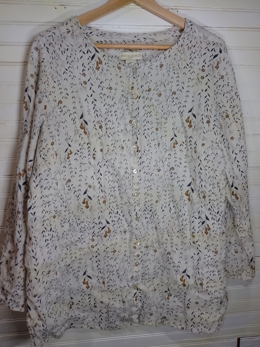 Cynthia Rowley 100% Linen Cream Button-Front Blouse with Navy & Tan Leaf Print